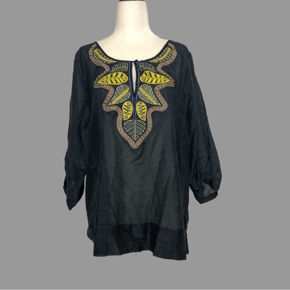 💜 M 💜 Sheer Top Embroidered Keyhole Silk Cotton​